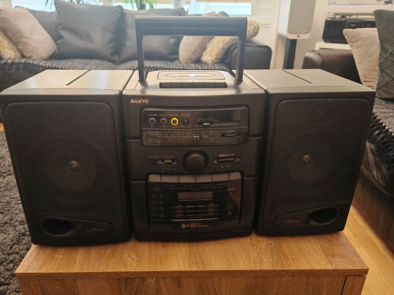Vintage SANYO BOOMBOX HIFI