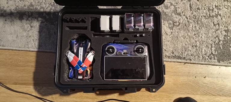 Dji mini 4 pro drone