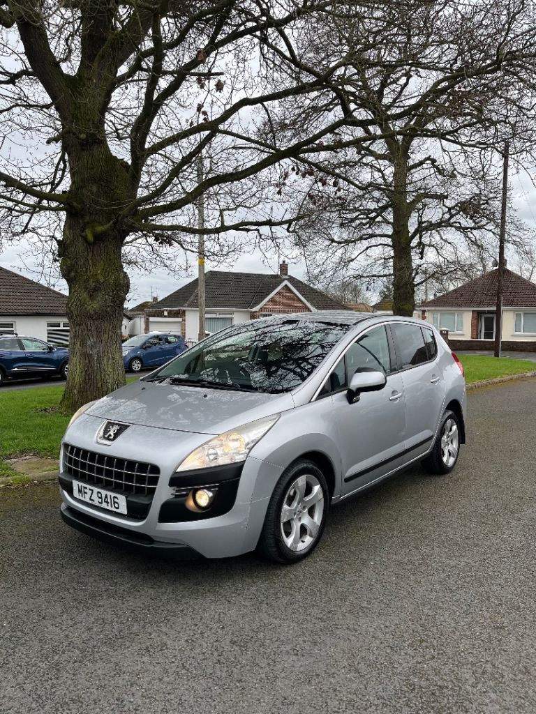 Peugeot 3008 1.6Hdi MOT-07/2026