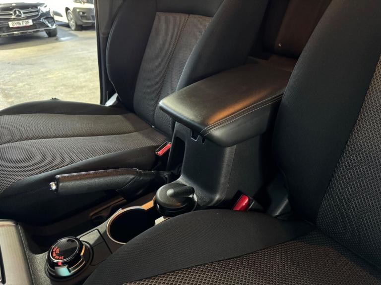 2020 Mitsubishi L200 Double Cab DI-D 150 Warrior 4WD Auto PICK UP DIESEL Automatic