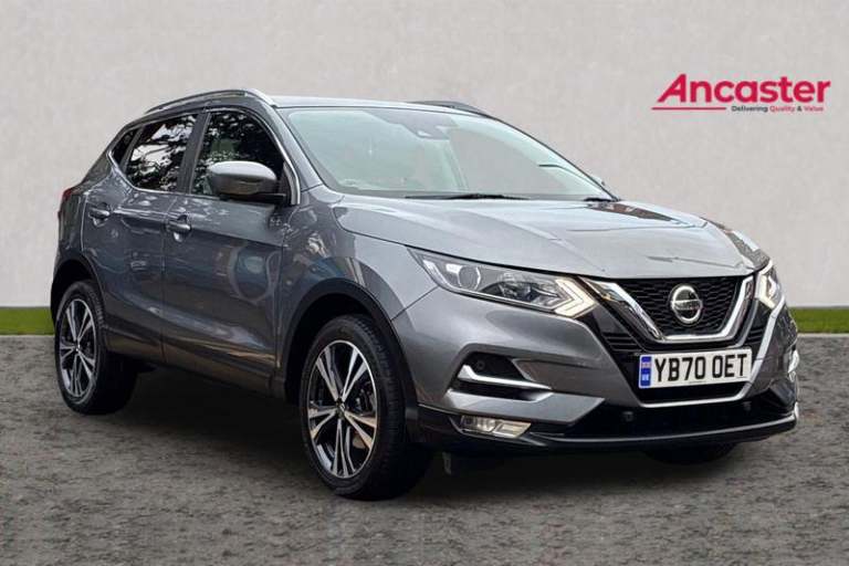 2020 Nissan Qashqai 1.3 DiG-T N-Connecta 5dr [Glass Roof Pack] HATCHBACK PETROL Manual