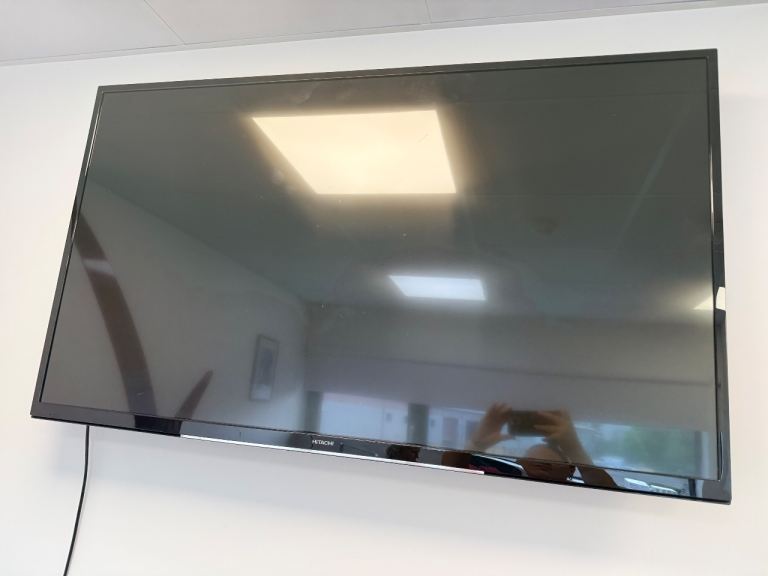 Hitachi 55inch TV