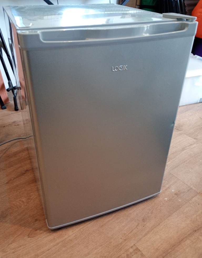 Logik Mini Fridge 70 Litre