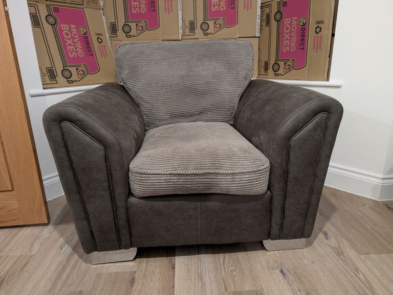 Love seat, Armchair 