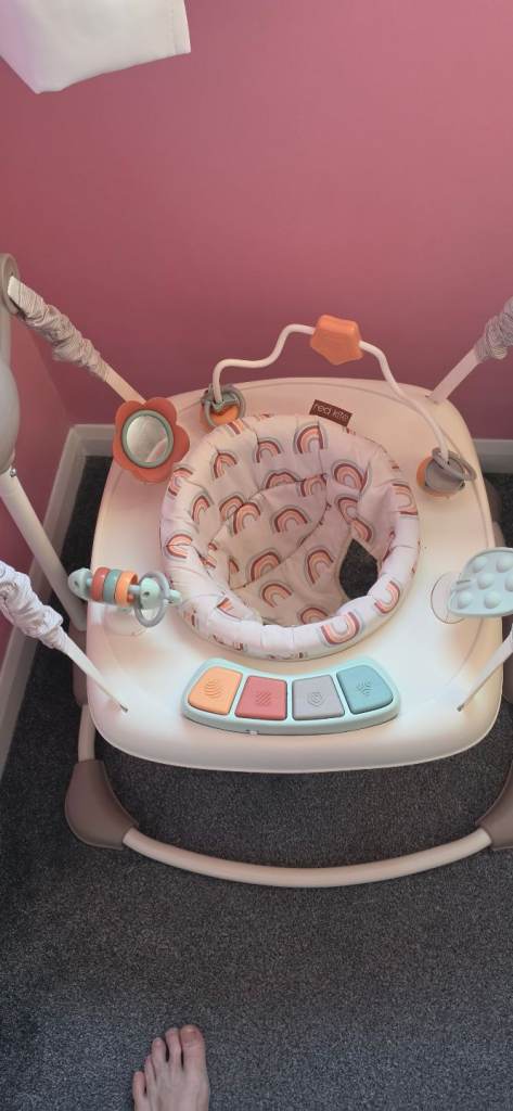 Baby bouncer