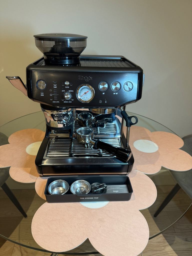 Sage The Barista Express Impress SES876BST Coffee Machine Black Stainless Steel