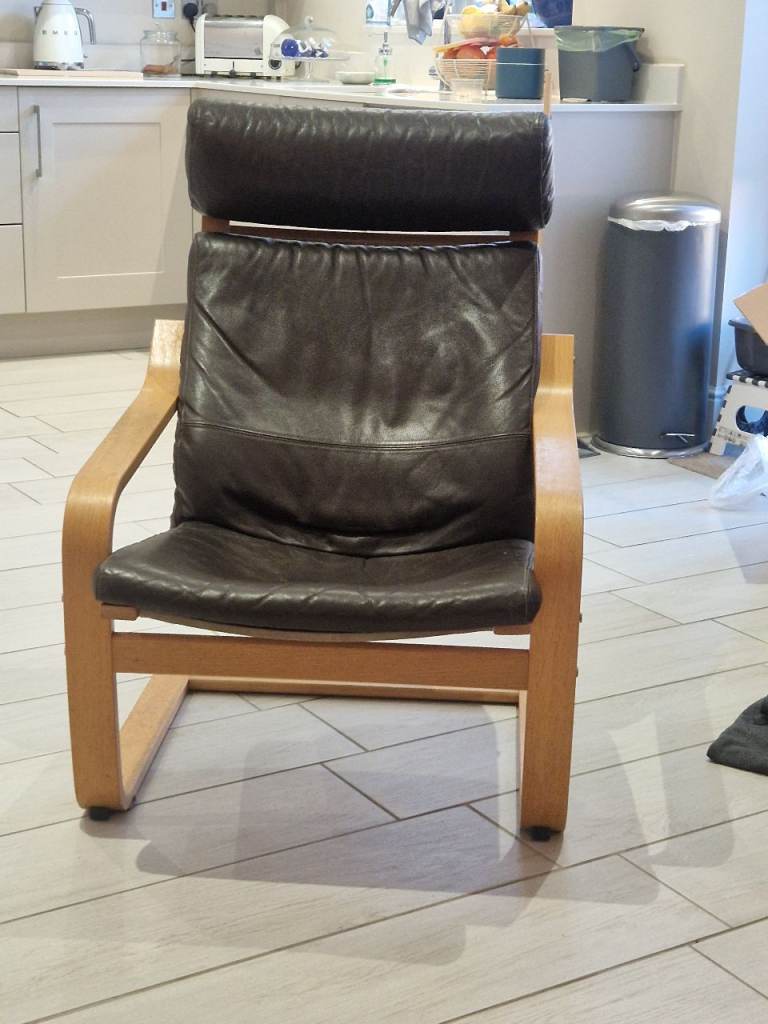 Comfortable faux Leather and Wood Armchair – Good Condition