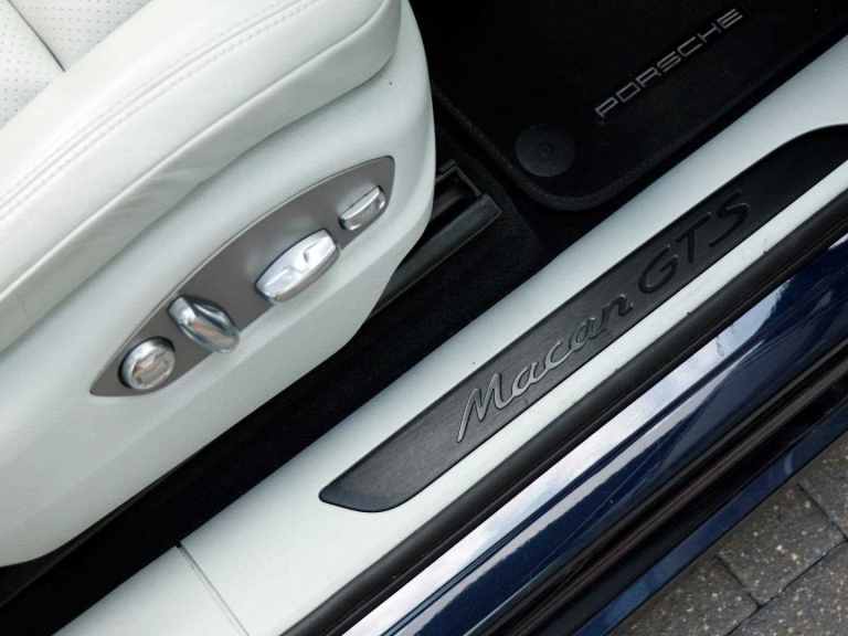 2022 Porsche Macan GTS 5dr PDK ESTATE PETROL Automatic