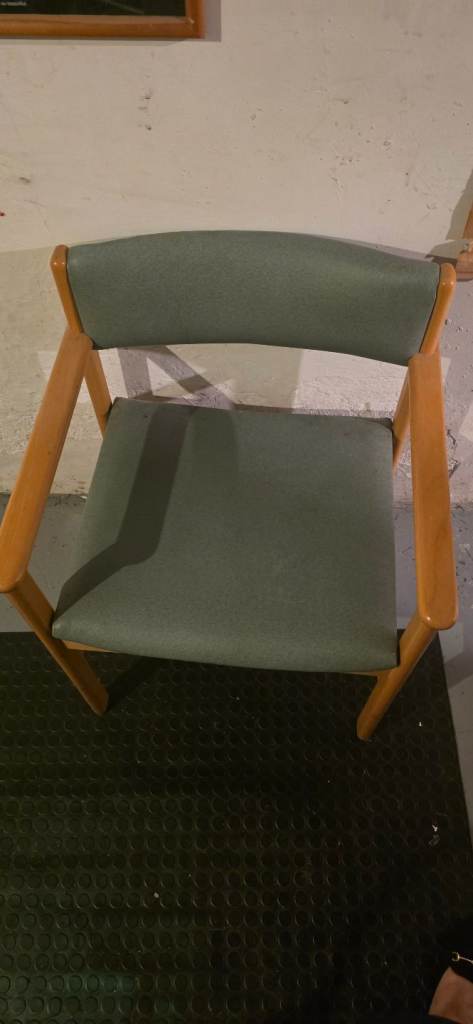 Woiden chairs