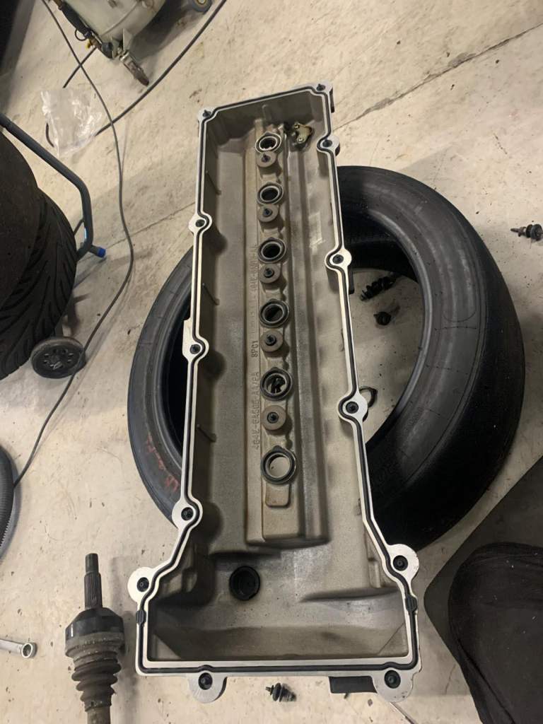 Aston Martin, DB9, Coupe, 2004, Semi-Auto, 5935 (cc), 2 doors