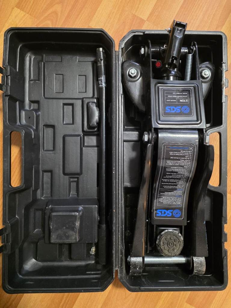 SGS 2 Tonne Low Profile Trolley Jack: The Ultimate Car Lifting Solution