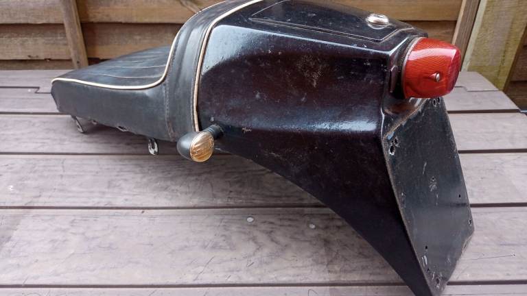 Old seat unit
