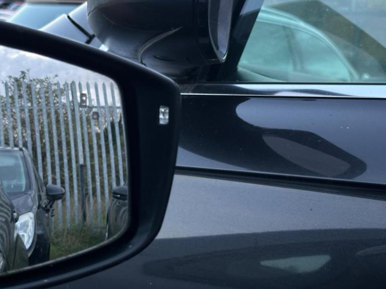 2014 Nissan Note 1.5 dCi Tekna Euro 5 (s/s) 5dr MPV Diesel Manual