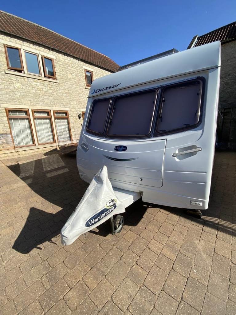 6 berth touring caravan - 2005 Lunar Quasar 566