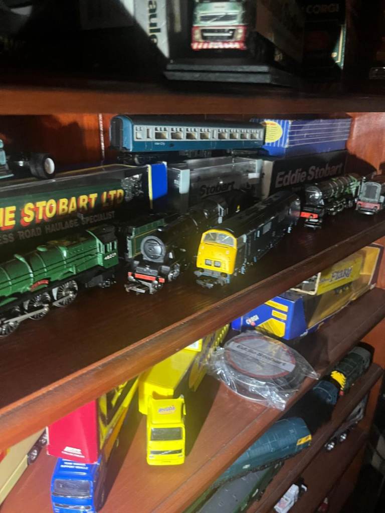 TRAINS AND PRE 70S TOYS WANTED  ANYTHING CONSIDERED 