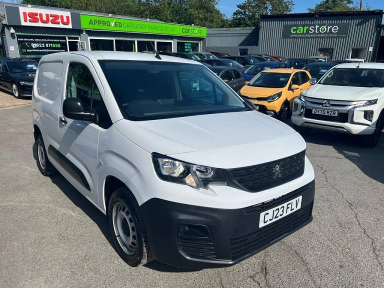 2023 Peugeot Partner White 1.5 BlueHDi Professional Premium+ van, 46,550 miles, Euro 6, 6-Speed  ...