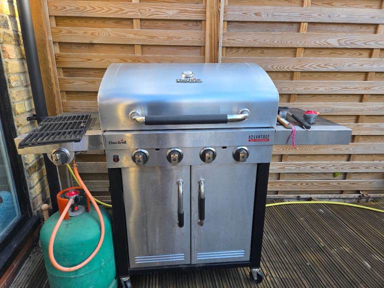 Gas BBQ - Char-Broil - Worth £600