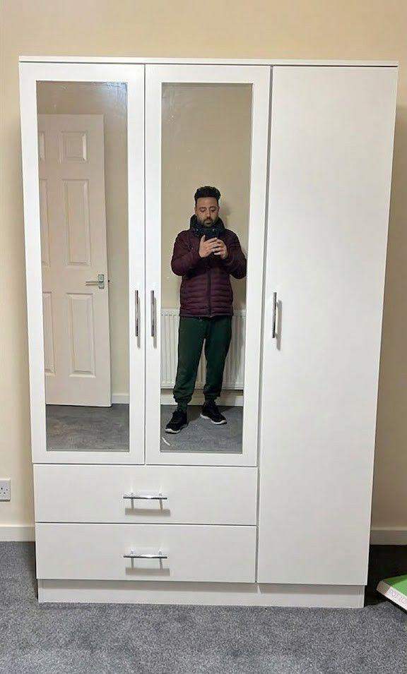 3 Door Wardrobe With Mirror White Color With Storage Drawers Pre Assembled High Quality Wardrobe