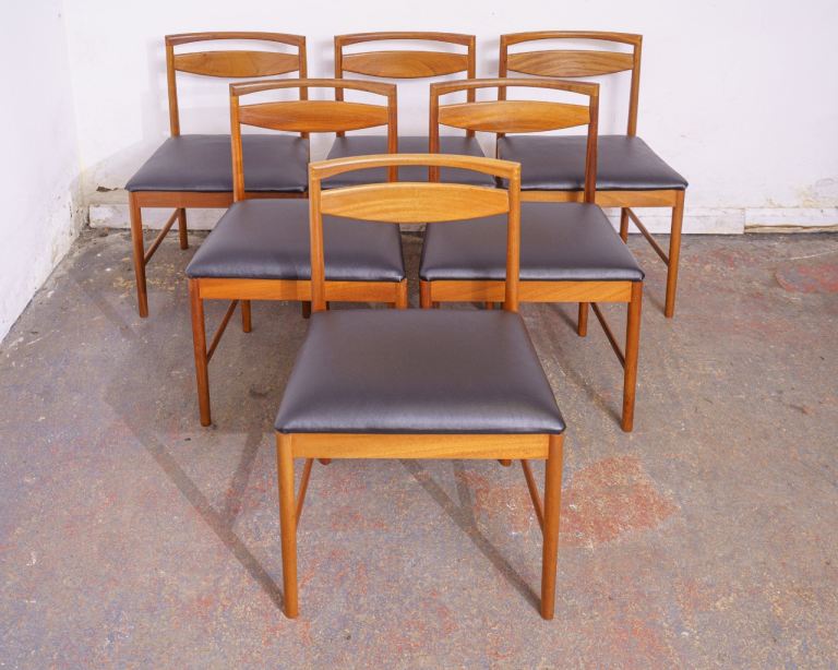 McIntosh mid-century teak double extending dining table with 6 chairs 