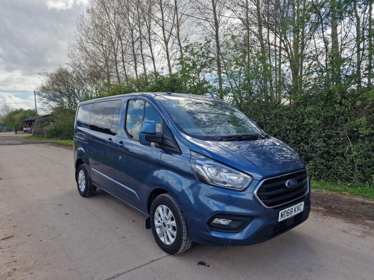 2019 Ford Transit Custom 320 LTD Blue 6 Seat Crew Cab  Spares Repairs  10m MOT