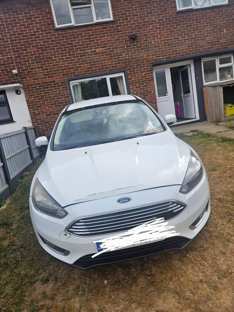 Ford, FOCUS, Hatchback, 2014, Manual, 998 (cc), 5 doors
