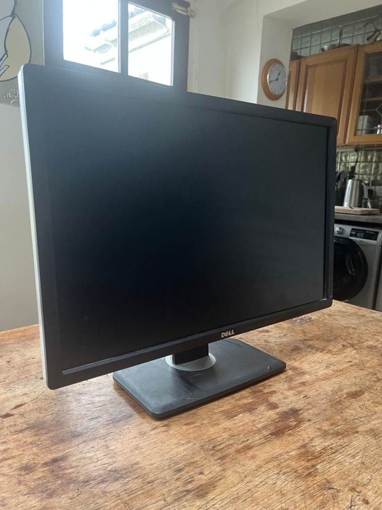 Dell Monitor Screen 24" Model U2412M
