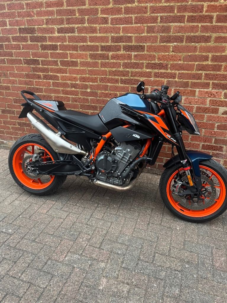 Ktm 890r duke Michelin tyres tech pack 