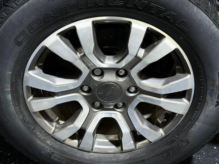 2016 Ford Ranger 2.2 TDCi Limited 1 Auto 4WD Euro 5 4dr PICK UP Diesel Automatic