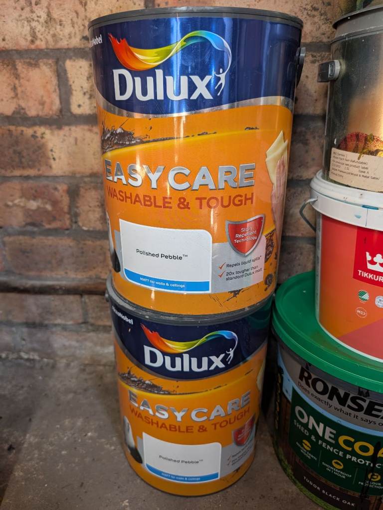 Two 5L tins Dulux Easycare Polished Pebble – Brand New
