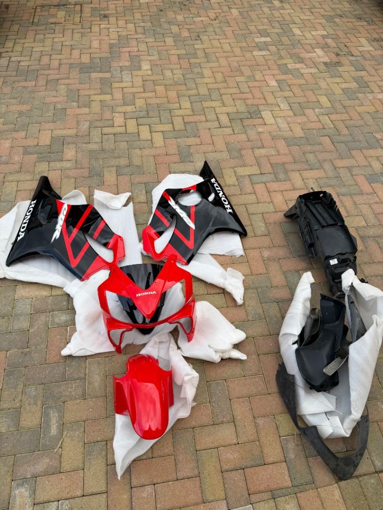 CBR600F4i Fairing Kit, Red/Black