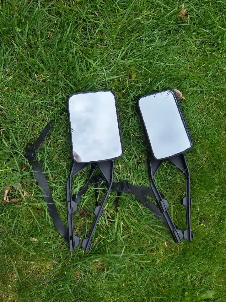 Towing mirrors 