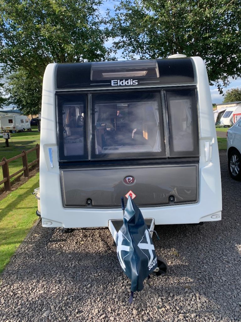 2014 Elddis Crusader Shamal 4 Berth Fixed Single Beds