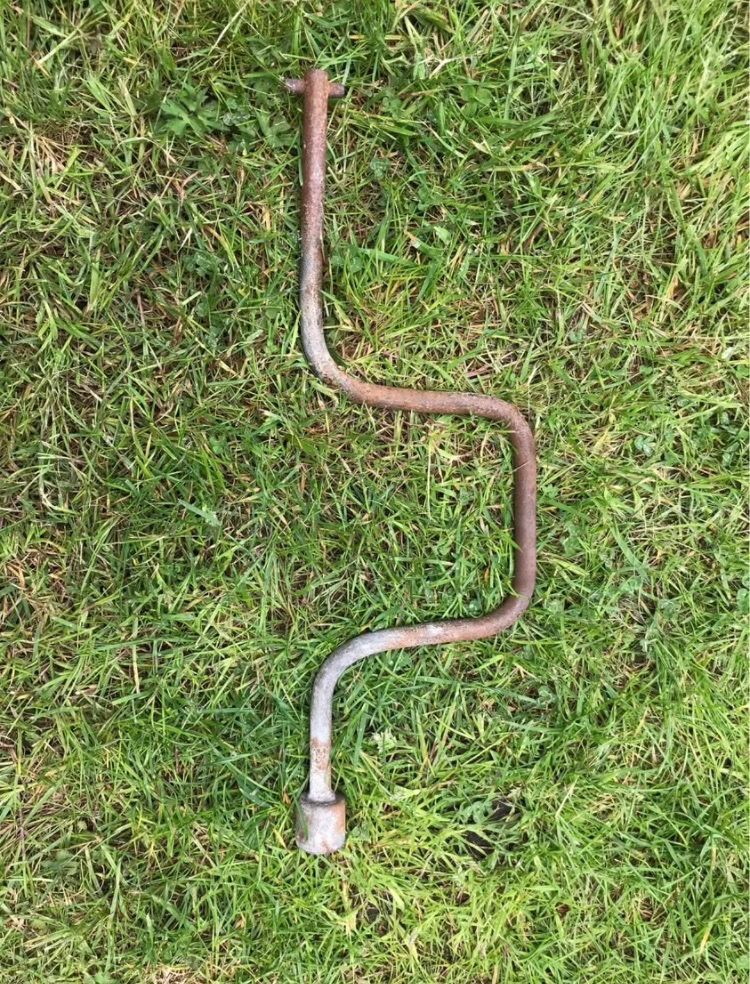 Morris Minor Starting Handle / Wheel Brace