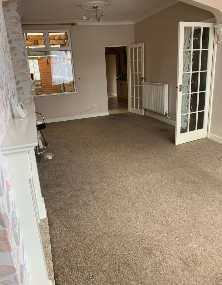 Spacious 2 bedroom house for rent - Durban Road Kettering
