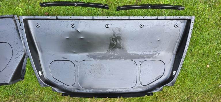 Vw t6 bulkhead with brackets 