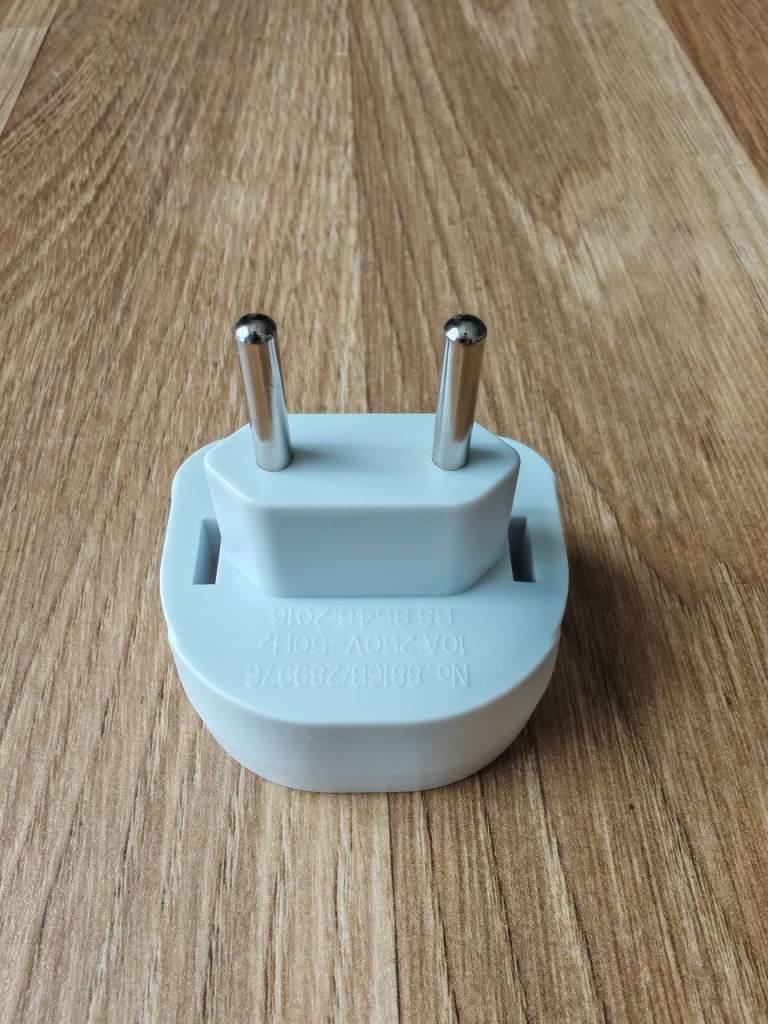 New European-to-UK adapters: 10 for £5.