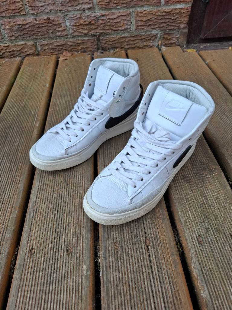 Nike trainers size 7