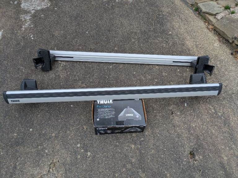 Thule Evo Clamp and Bars