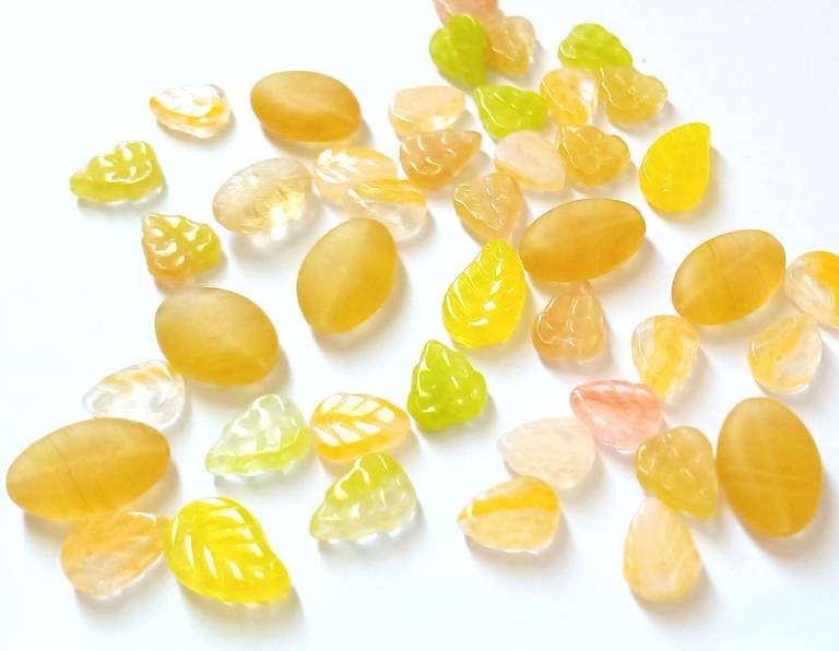 Autumn Mix, Leaves Ovals Czech Glass Bead Mix (x18) Jewellery Making Art Crafts 