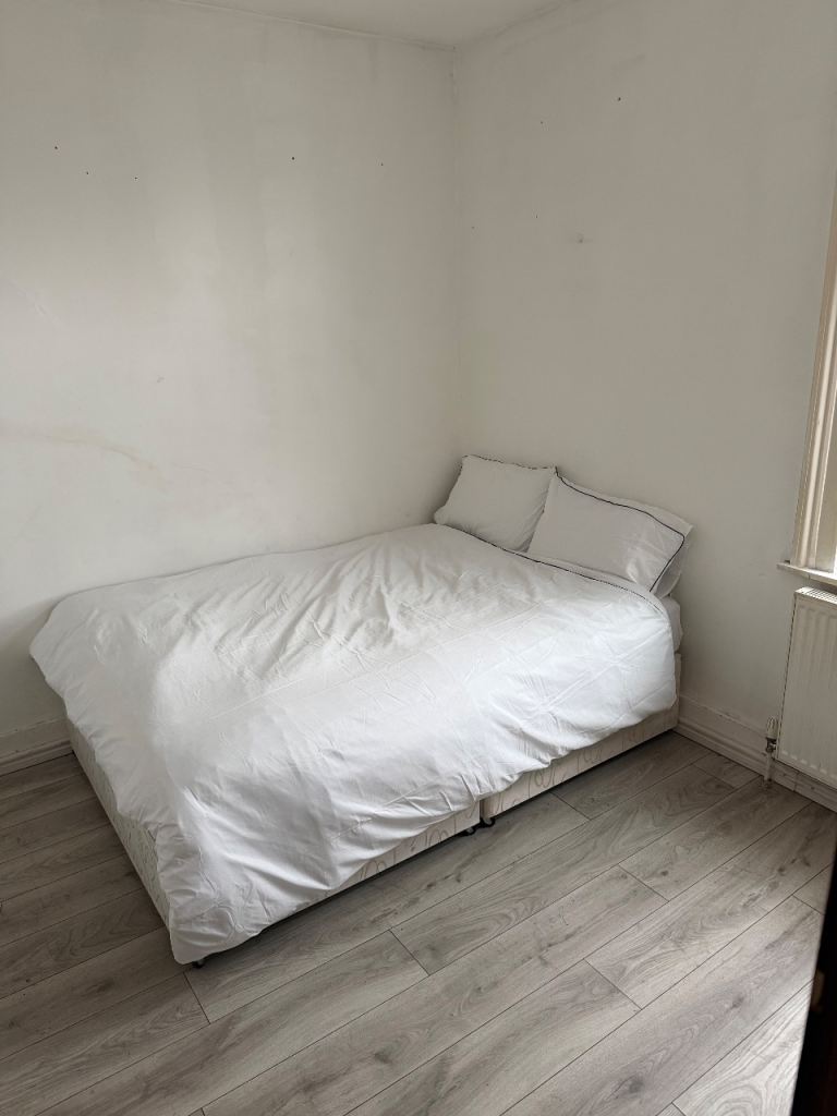 No rent and deposit Free Double Room –  Lewisham 1 min walk to Hither Green | For UC Tenants Only