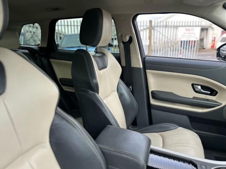 2017 Land Rover Range Rover Evoque 2.0 TD4 SE Tech SUV 5dr Diesel Auto 4WD Euro 6 (s/s) (180 ps) ...