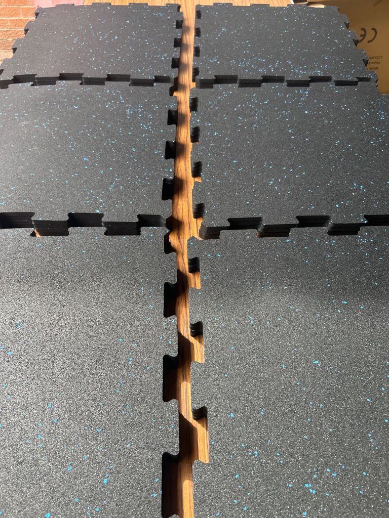 24 Rubber Interlocking 10mm Thickness Mats