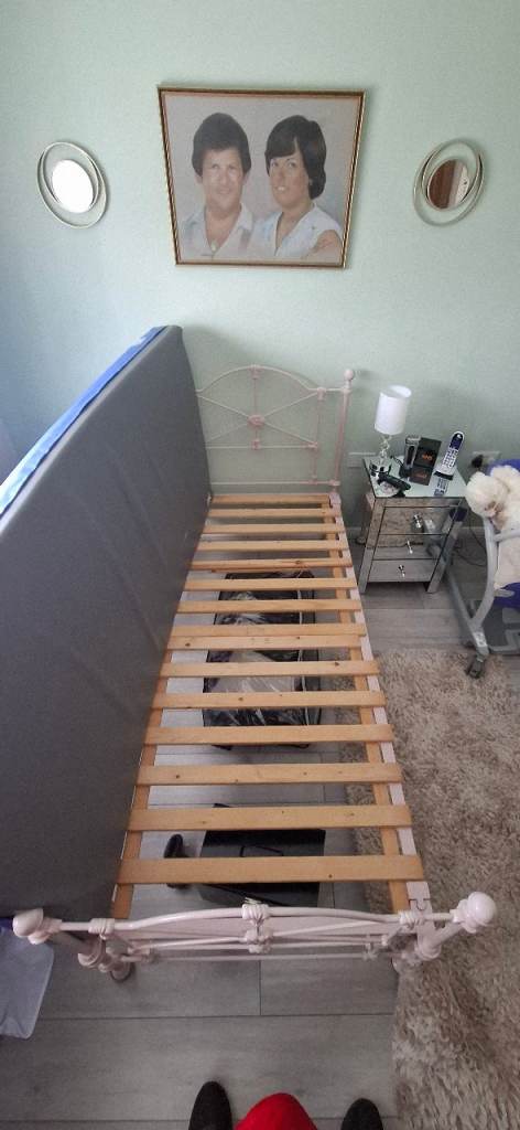 Laura Ashley Single Bed 