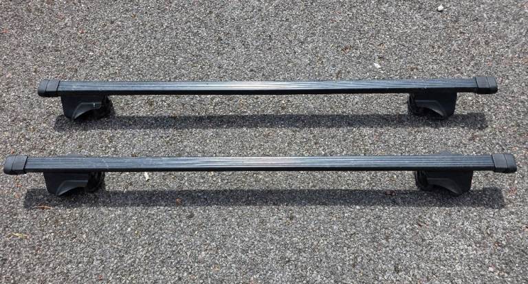 Thule roof bars