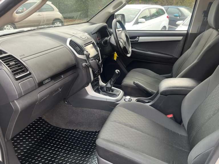 2020 Isuzu D-Max Yukon Double Cab Pickup Manual Double Cab Diesel Manual