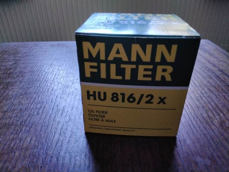 Mann Hummel OE Quality Replacement Engine Oil Filter HU 816/2 x