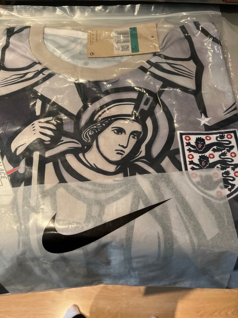Men’s football top