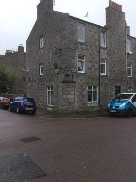4 Bedroom flat on 2 floors with HMO