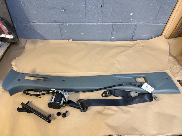 Ford Transit mk7 drivers seat belt and ancillary’s 