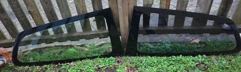 Honda civic mk7 rear windows